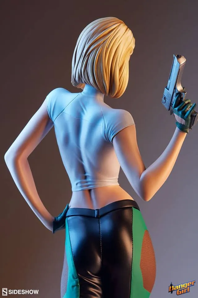 Sideshow Collectibles -Danger Girl : Abbey Chase Premium Format Statue